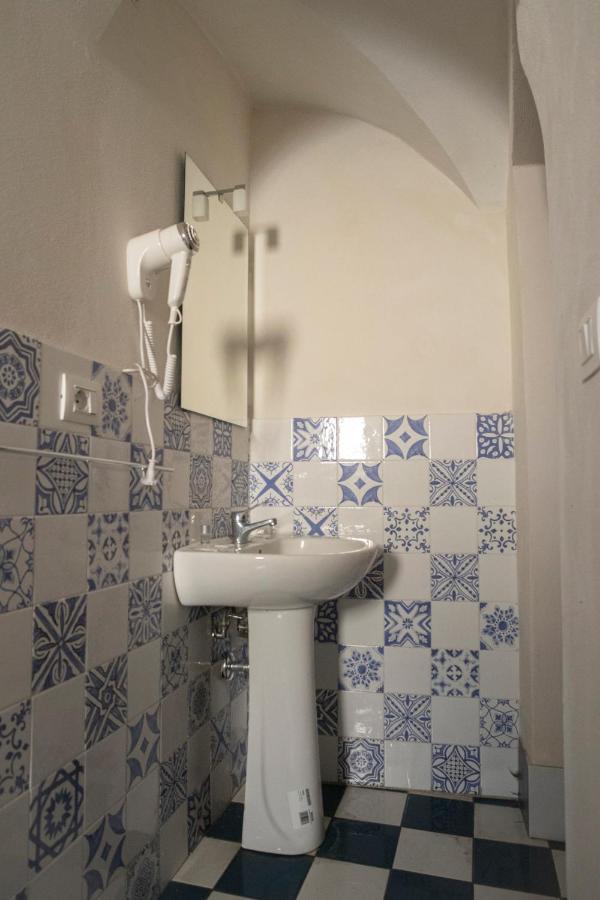 La Palma House Apartment Catania Bagian luar foto